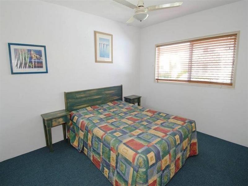 73 Ferny Avenue – Raffles Royal, Surfers Paradise QLD 4217