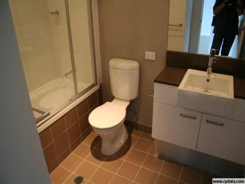 56 Scarborough Street, Southport QLD 4215