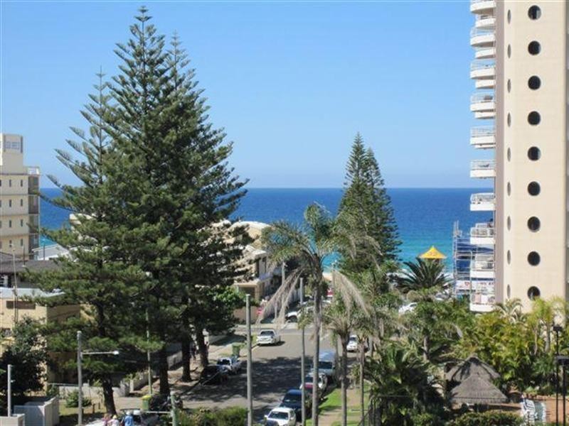 2943 Gold Coast Highway, Surfers Paradise QLD 4217