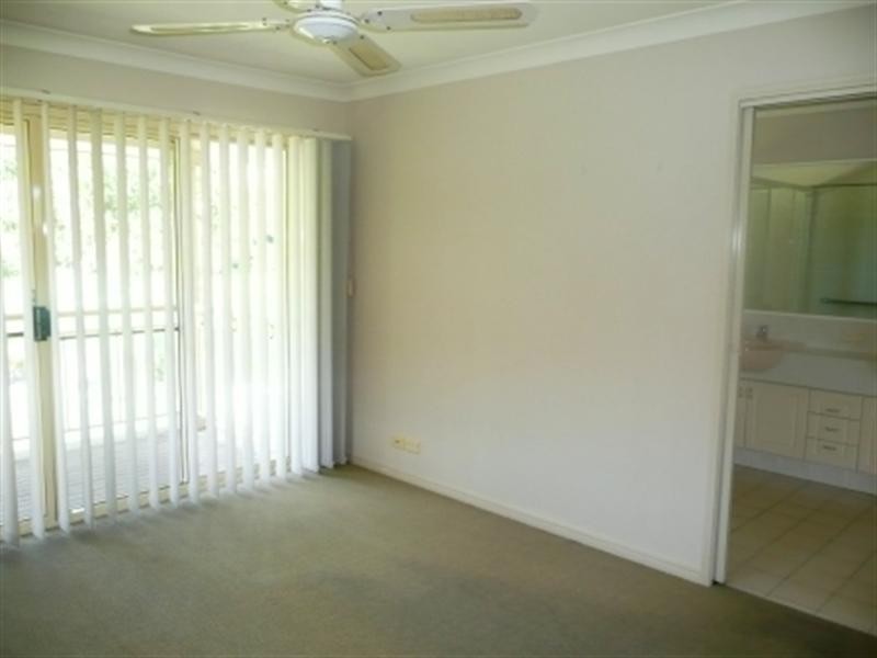 Hope Island QLD 4212