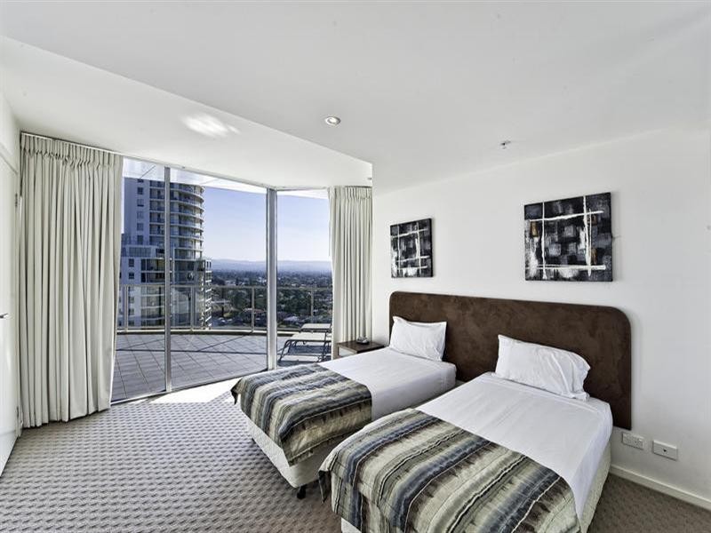 18 Fern Street – Wings Residential Resort & Spa, Surfers Paradise QLD 4217