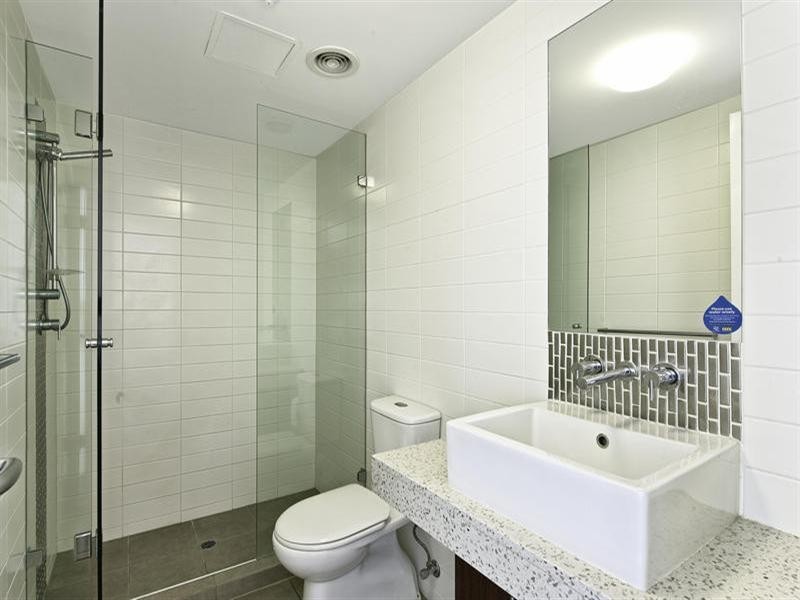 18 Fern Street – Wings Residential Resort & Spa, Surfers Paradise QLD 4217