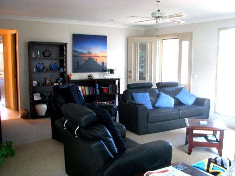 23 Hillsborough Close, Robina QLD 4226