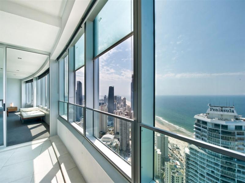 9 Hamilton Avenue, Surfers Paradise QLD 4217