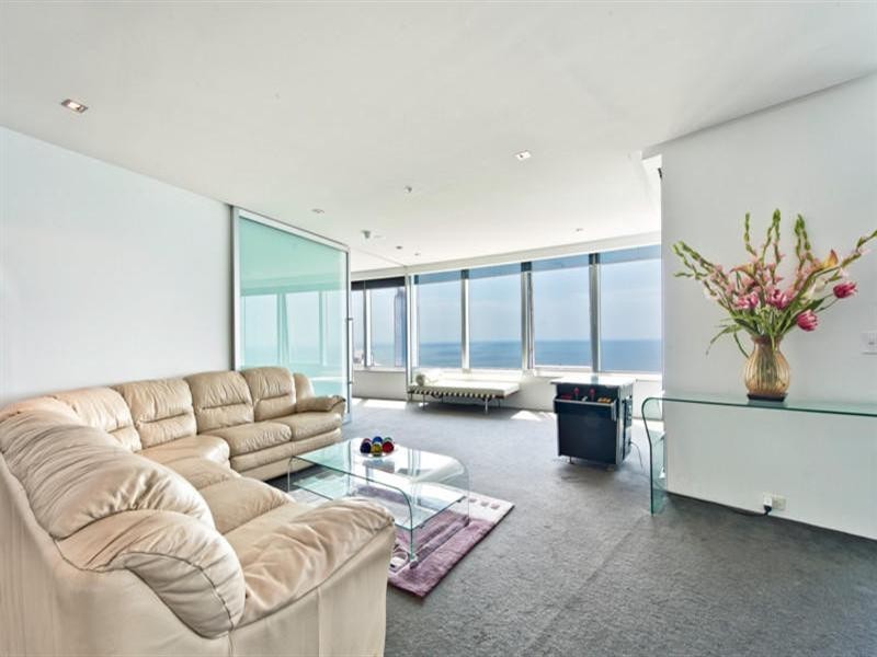 9 Hamilton Avenue, Surfers Paradise QLD 4217