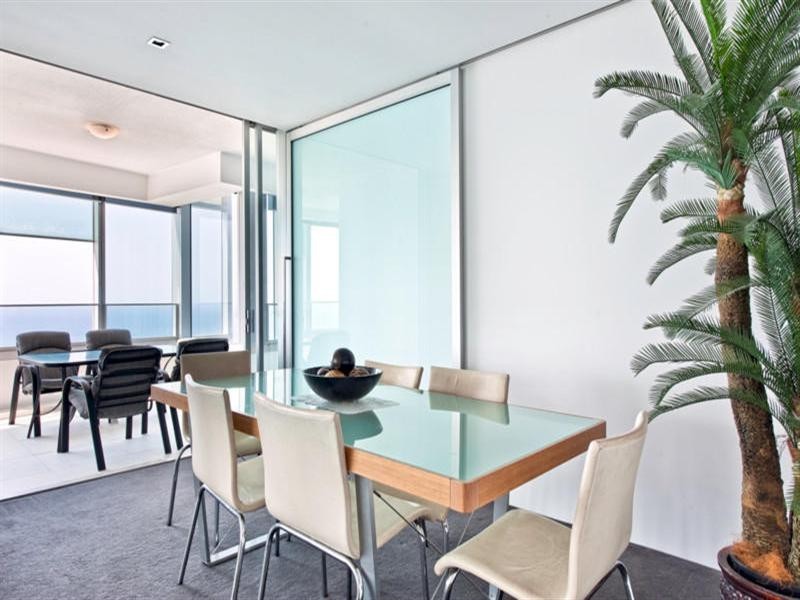 9 Hamilton Avenue, Surfers Paradise QLD 4217