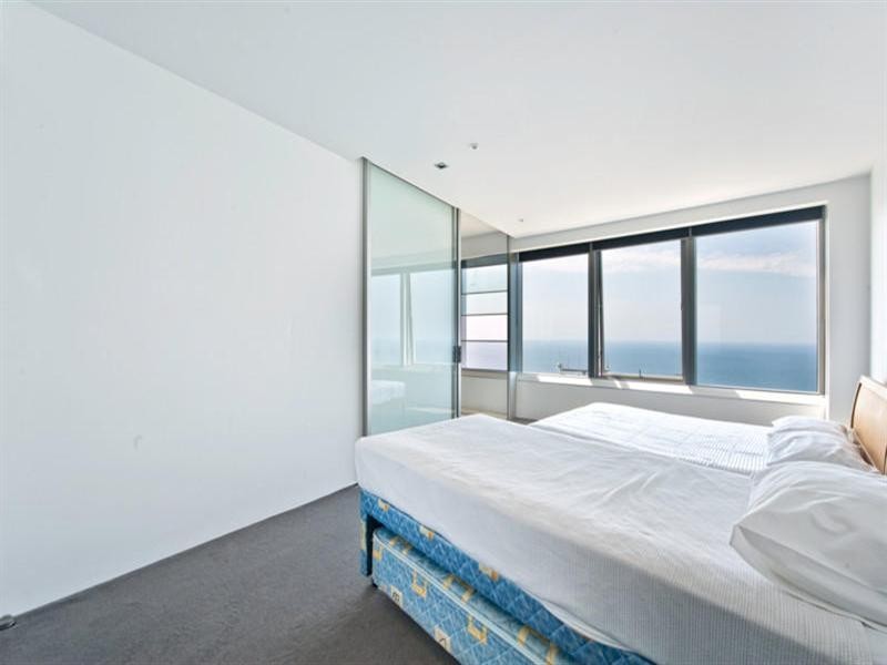 9 Hamilton Avenue, Surfers Paradise QLD 4217