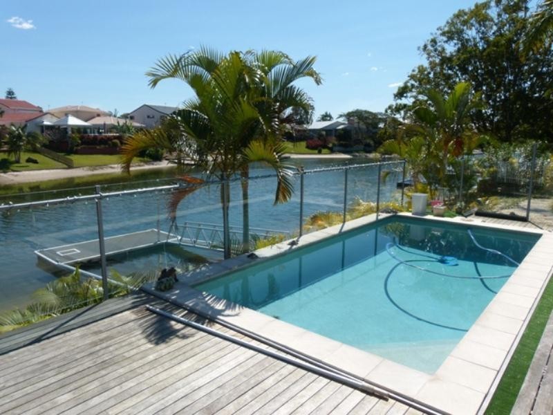 12 Mackay Close, Sorrento QLD 4217