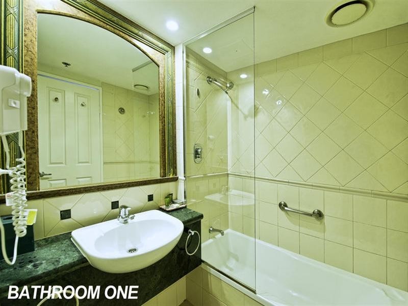 25 Laycock Street – Legends Gold Coast, Surfers Paradise QLD 4217