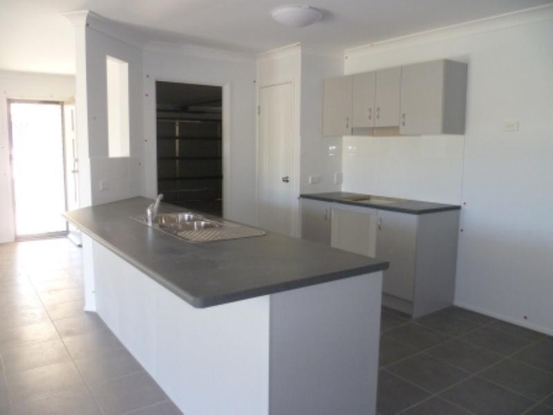 18 Statham Court, Redbank Plains QLD 4301