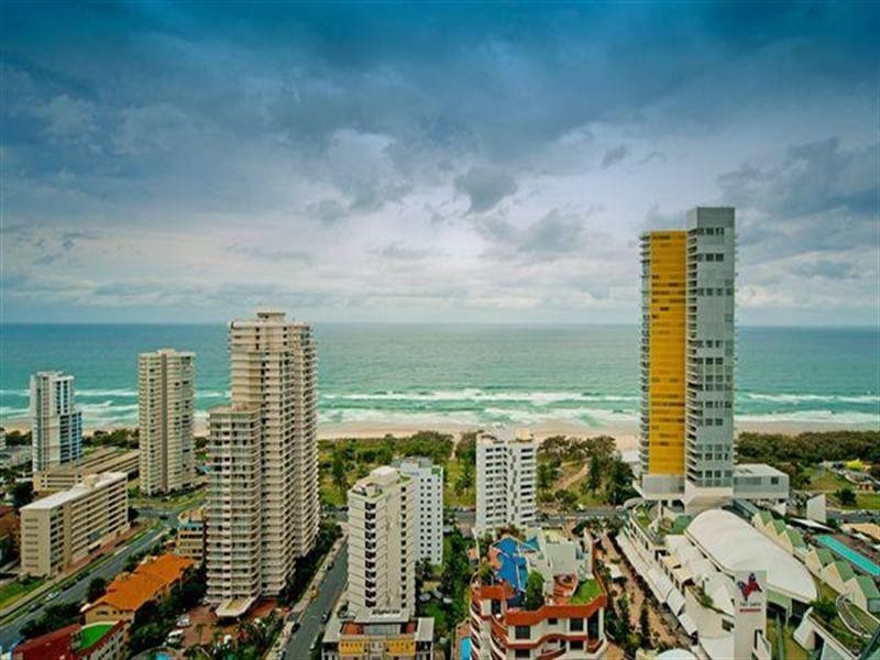 Broadbeach QLD 4218
