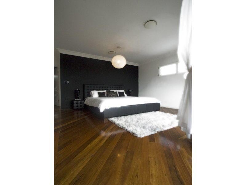 4/214 Stanhill Drive, Chevron Island QLD 4217