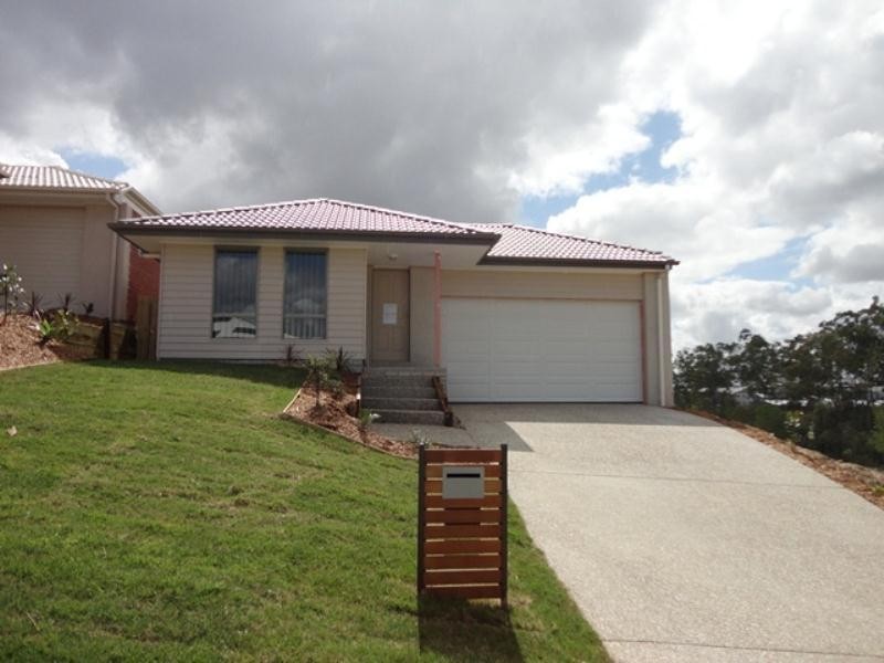 31 Hopman Way, Springfield Lakes QLD 4300