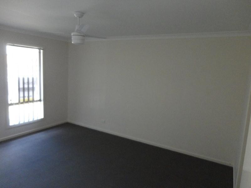 31 Hopman Way, Springfield Lakes QLD 4300