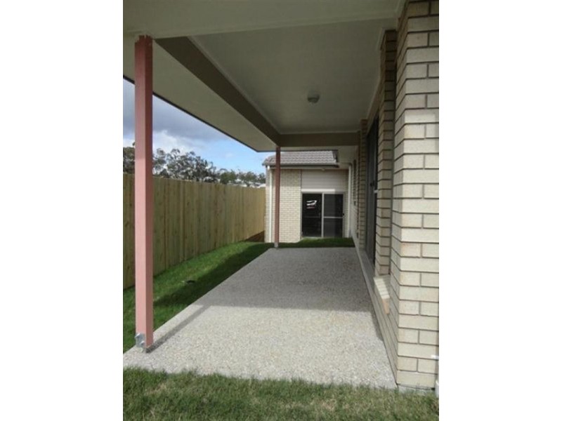 31 Hopman Way, Springfield Lakes QLD 4300