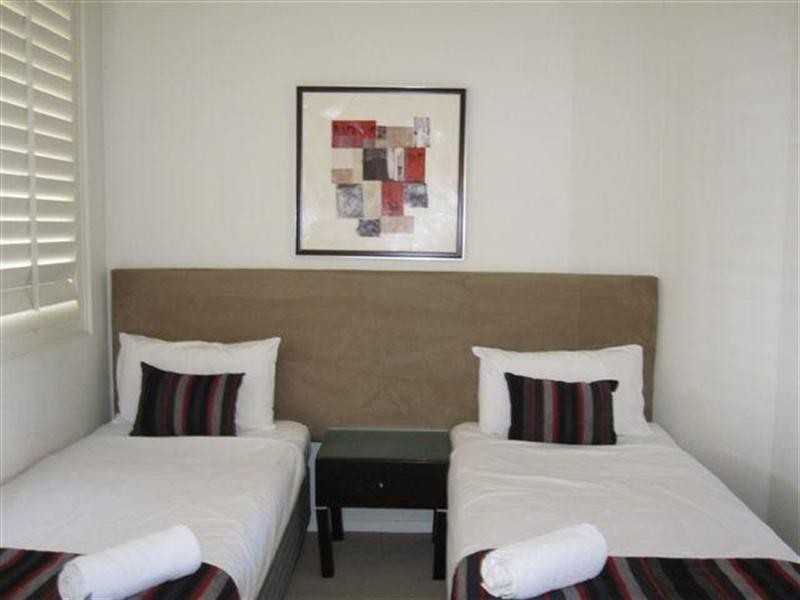 23 Ferny Avenue – Chevron Renaissance, Surfers Paradise QLD 4217