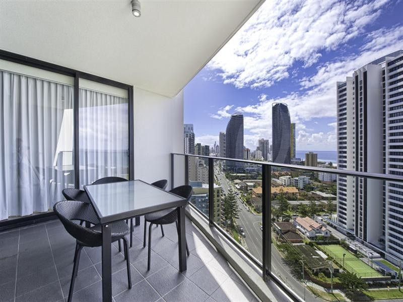 22 Surf Parade, Broadbeach QLD 4218