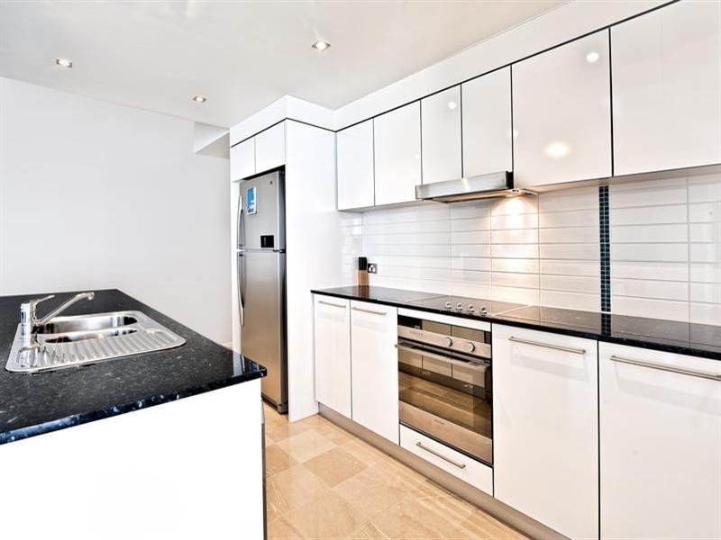 22 Surf Parade, Broadbeach QLD 4218