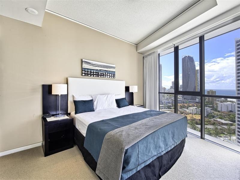 22 Surf Parade, Broadbeach QLD 4218