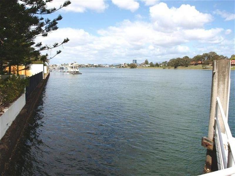 121-123 Commodore Drive, Surfers Paradise QLD 4217