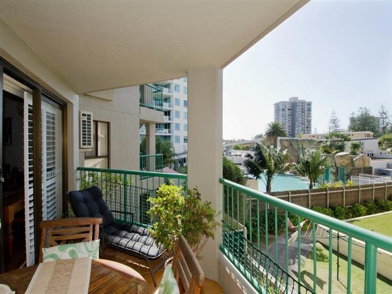 5 Old Burleigh Road, Surfers Paradise QLD 4217
