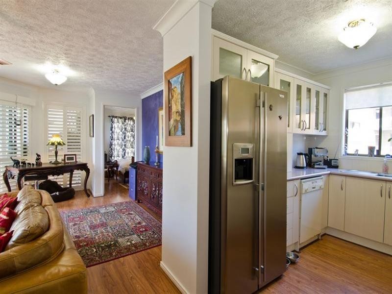 5 Old Burleigh Road, Surfers Paradise QLD 4217