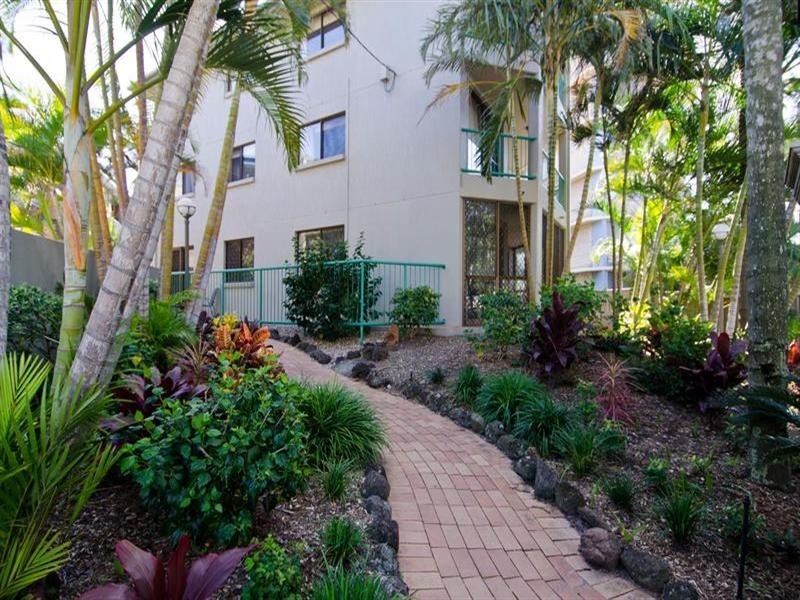 5 Old Burleigh Road, Surfers Paradise QLD 4217
