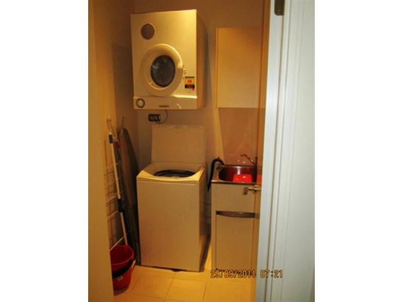 311-3018 Surfers Paradise Boulevard, Surfers Paradise QLD 4217