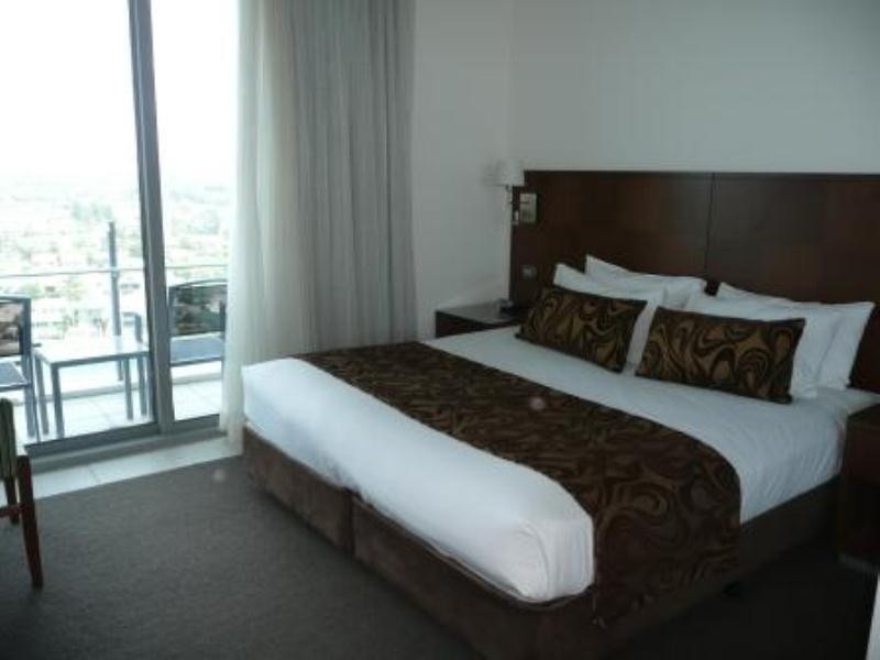 1405-3018 Surfers Paradise Boulevard, Surfers Paradise QLD 4217