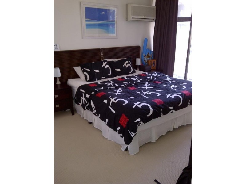 18 Hanlan Street, Surfers Paradise QLD 4217