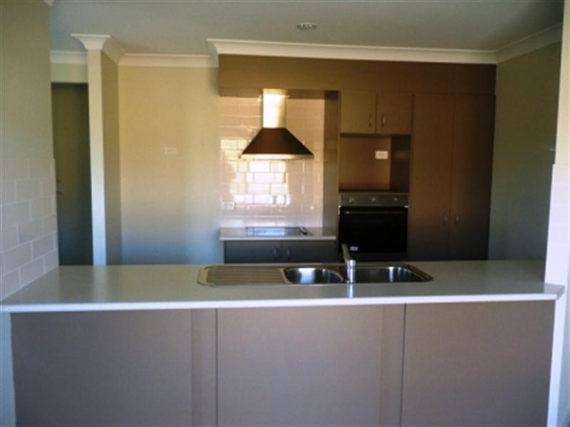 5 Gilgai Court, Redbank Plains QLD 4301