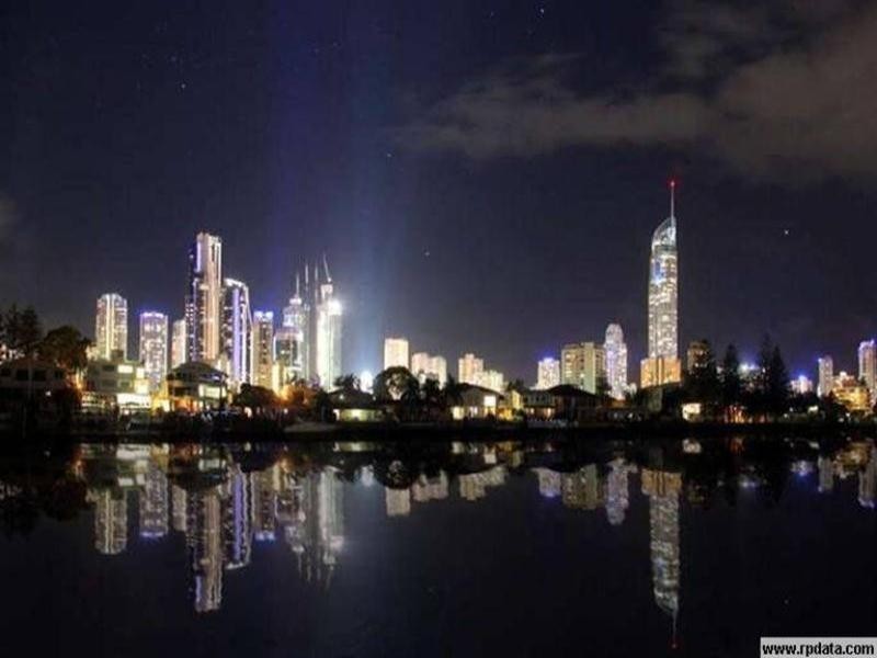 61 The Promenade, Isle Of Capri QLD 4217