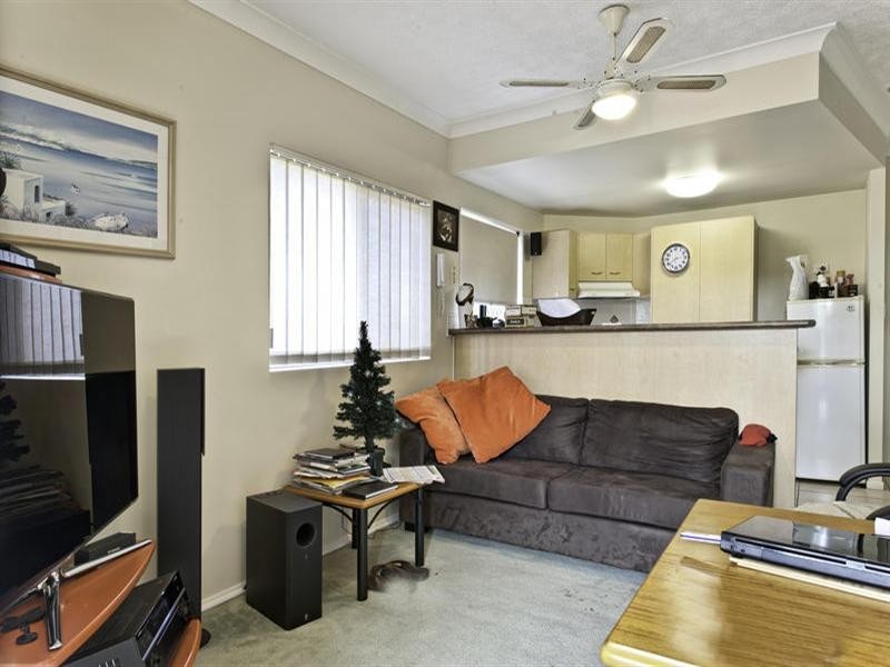 7 Barranbali Street – Bali Apartments, Surfers Paradise QLD 4217