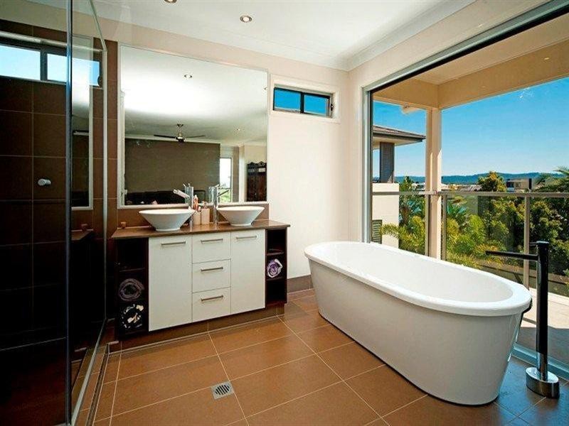 Hope Island QLD 4212