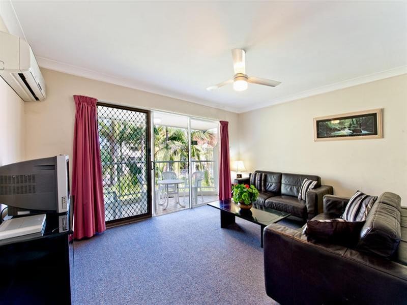 27 Peninsular Drive, Surfers Paradise QLD 4217