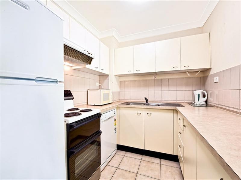 27 Peninsular Drive, Surfers Paradise QLD 4217