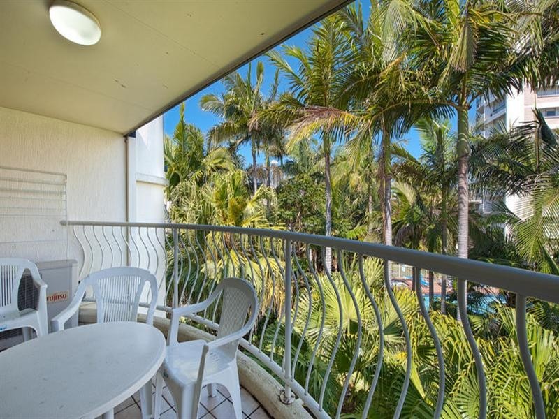 27 Peninsular Drive, Surfers Paradise QLD 4217