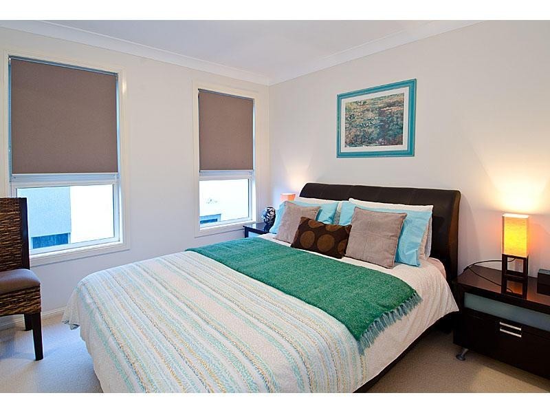 1/67 Stanhill Drive, Chevron Island QLD 4217