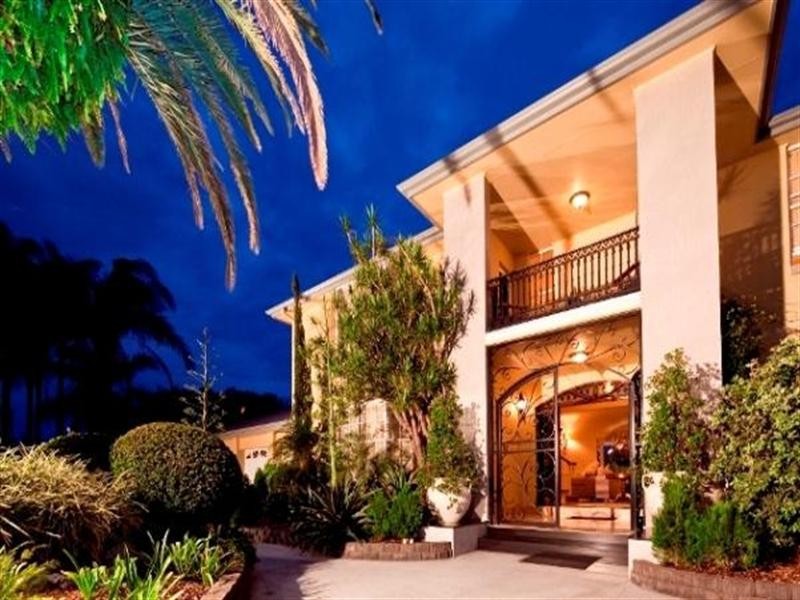 54 Commodore Drive, Surfers Paradise QLD 4217