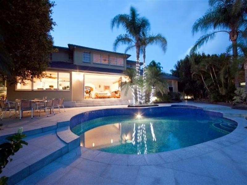 54 Commodore Drive, Surfers Paradise QLD 4217