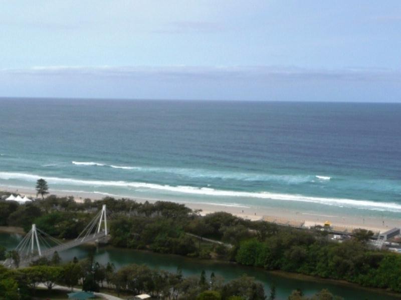 146-2 Admiralty Drive, Surfers Paradise QLD 4217