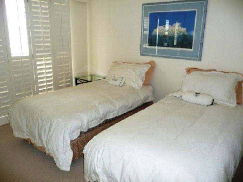 146-2 Admiralty Drive, Surfers Paradise QLD 4217