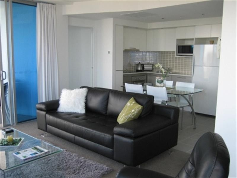 1401/18 Enderley Avenue, Surfers Paradise QLD 4217