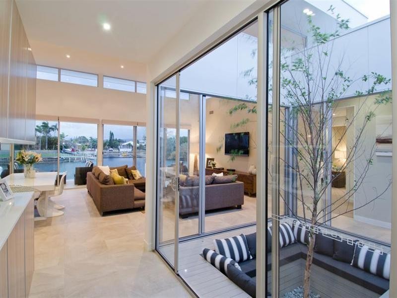 51 Allambi Avenue, Broadbeach Waters QLD 4218