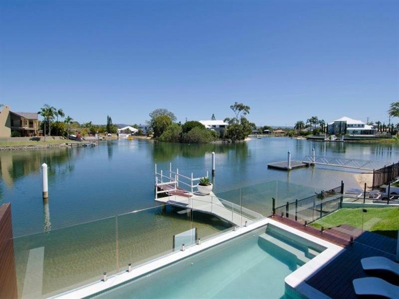 51 Allambi Avenue, Broadbeach Waters QLD 4218