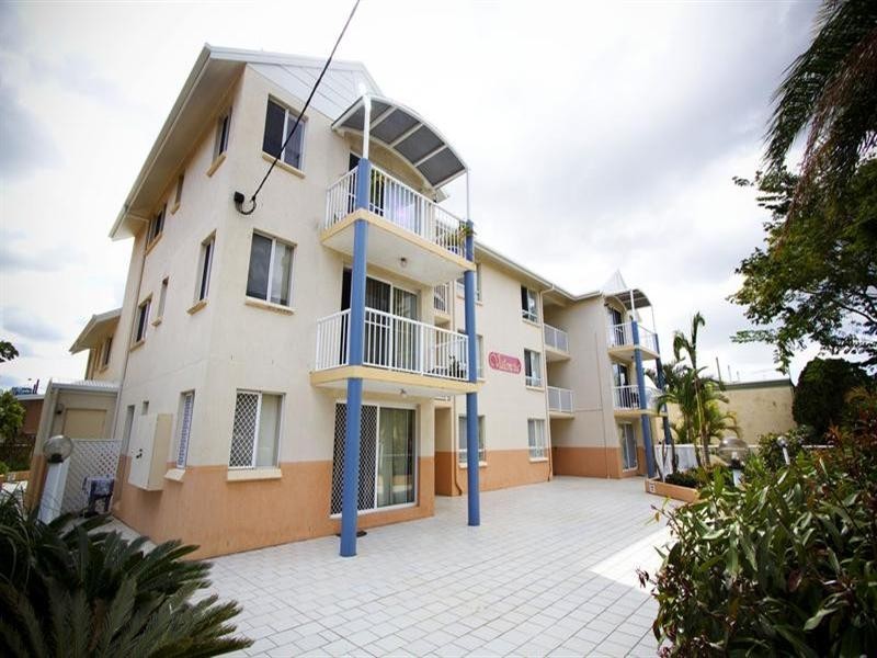 14 Darrambal Street – Valencia Apartments, Chevron Island QLD 4217