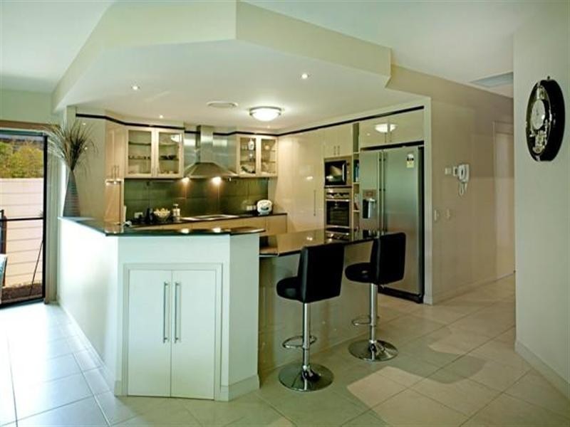 21 River Cove Place, Helensvale QLD 4212