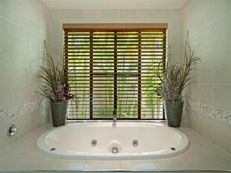 21 River Cove Place, Helensvale QLD 4212