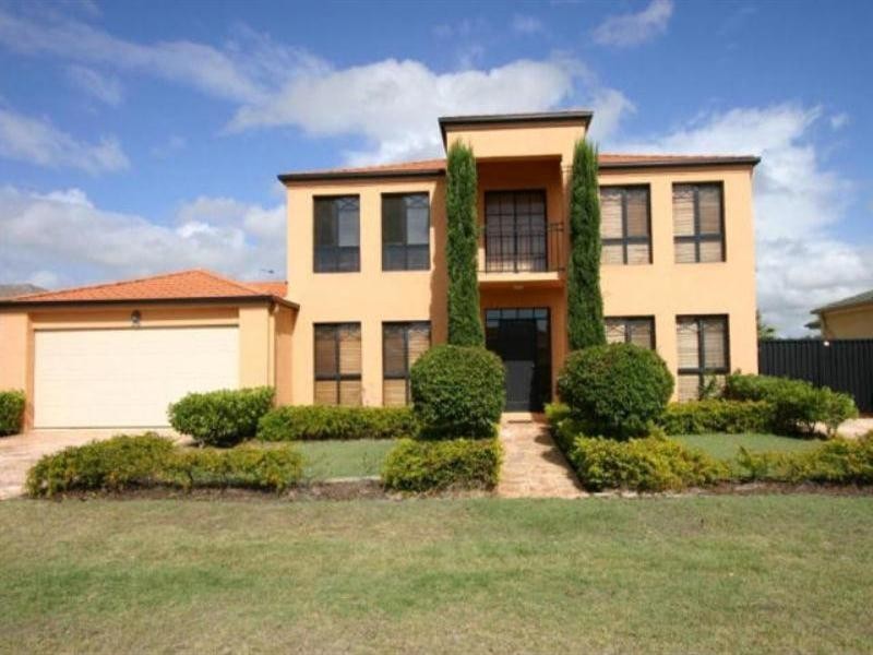 55 Audrey Avenue, Helensvale QLD 4212