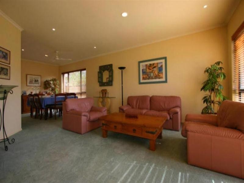 55 Audrey Avenue, Helensvale QLD 4212